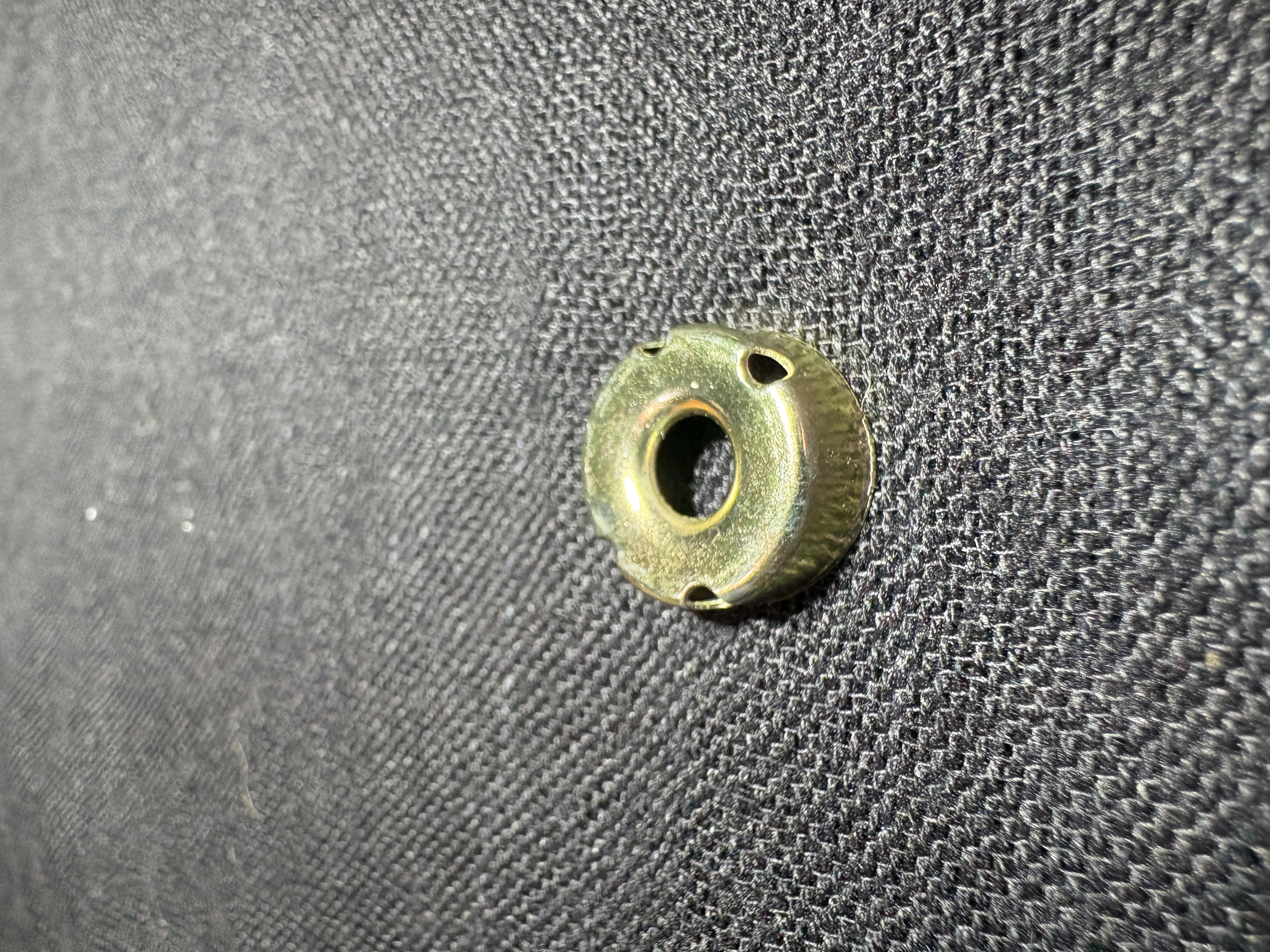 Retén ref. 3814, corte de chapa industrial — Metalúrgica Korcsog